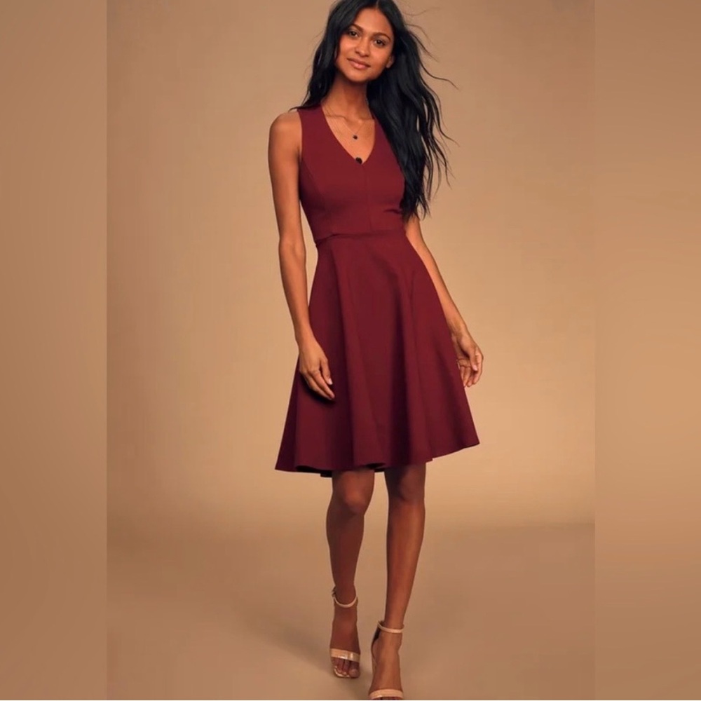 Elegant Burgundy Sleeveless Dress